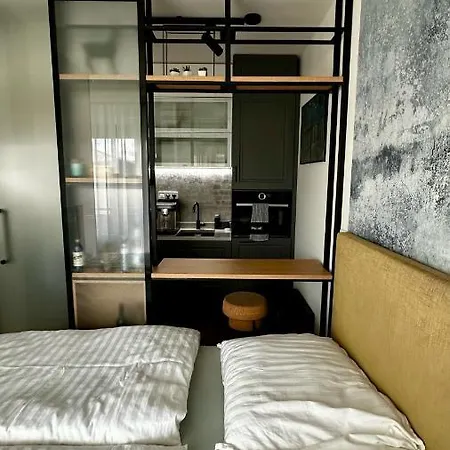 Lux Radnica Center- Free Parking Kassa