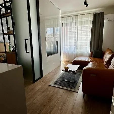 Lux Radnica Center- Free Parking Apartment Kosice