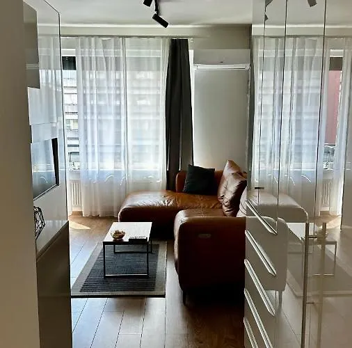 Lux Radnica Center- Free Parking